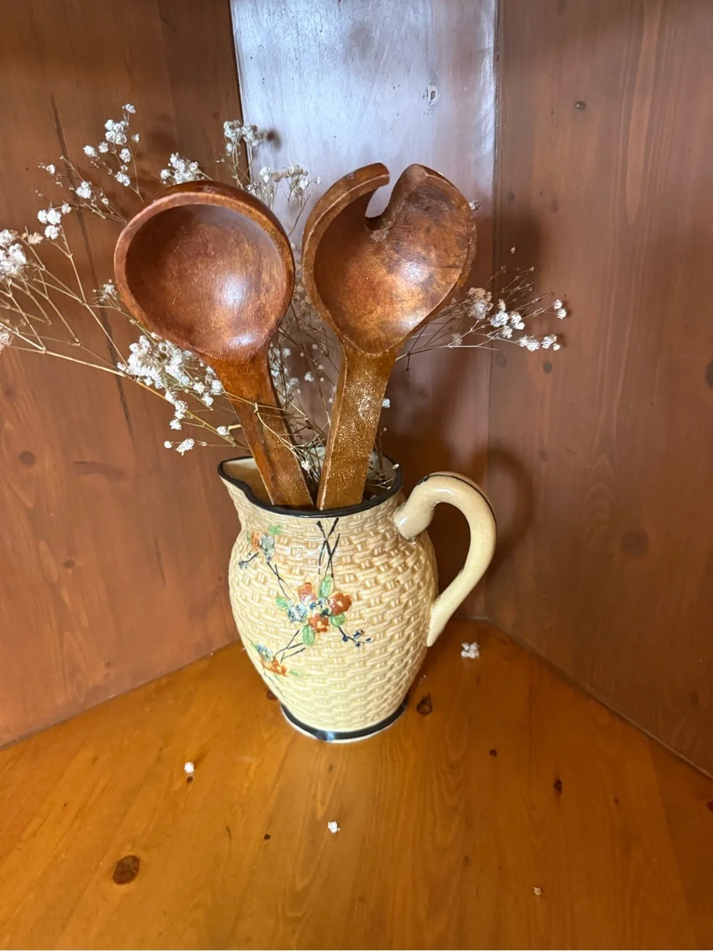 Rustic country vintage wooden salad serving set